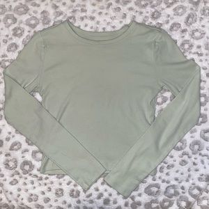 Victoria’s Secret PINK Long Sleeve Cropped Top